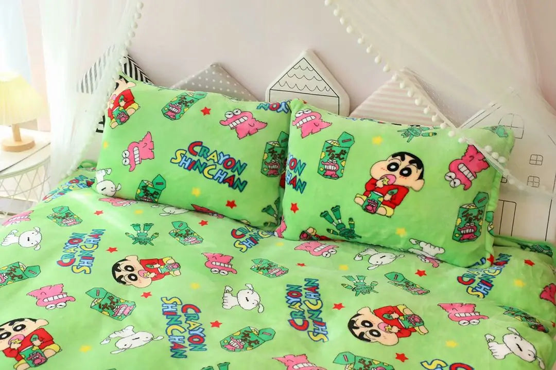 Crayon Shin Chan Fleece Blanket
